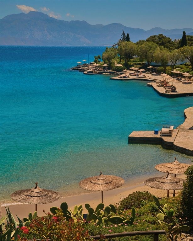 Minos Beach Art Hotel, Agios Nikolaos, Grčka — plaža