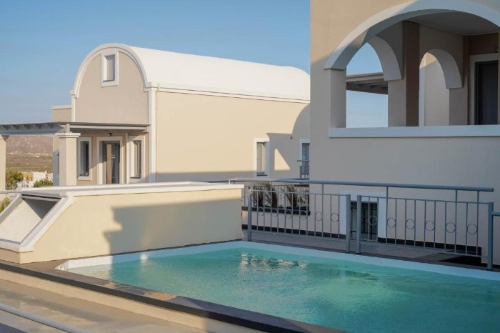 The Noverian Bios Caldera Sunset Suites, Akrotiri, Grčka — smeštajna jedinica