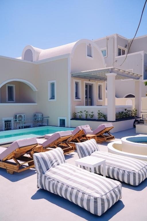 The Noverian Bios Caldera Sunset Suites, Akrotiri, Grčka — smeštajna jedinica
