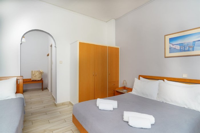 Stefania Beach Hotel By Anayia All-Inclusive Resorts, Amirantos, Grčka — Quadruple Room Standard Side Sea View