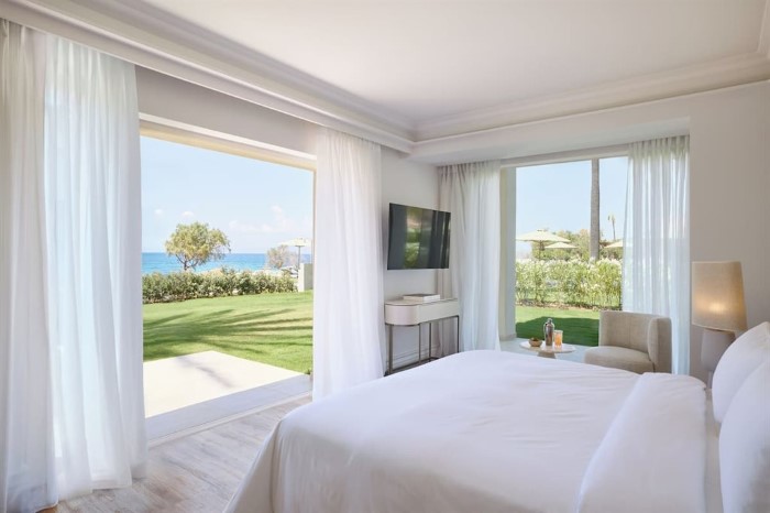 Grecotel Filoxenia Kalamata, Kalamata, Grčka — Suite Deluxe Palm Gardens Sea Front