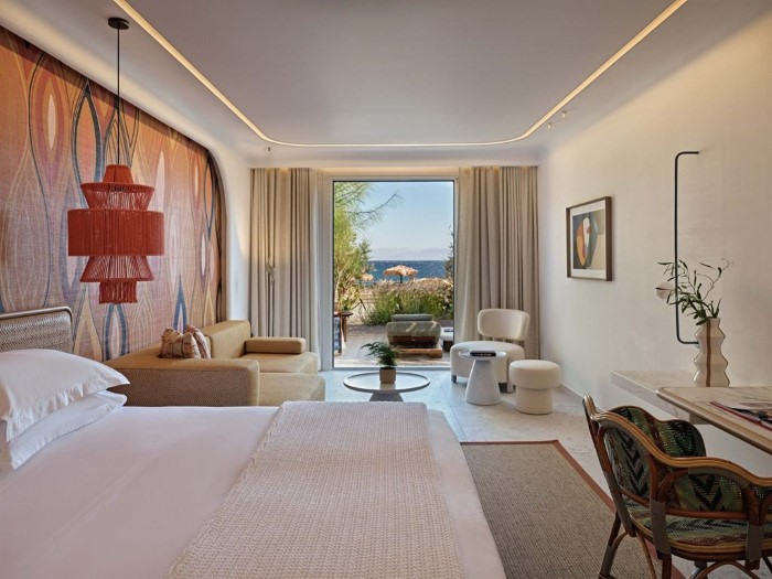 Myconian Sunrise Relais & Chateaux, Elia, Grčka — Suite 2 BedRoom Executive Beachfront with Outdoor Jacuzzi Sea View