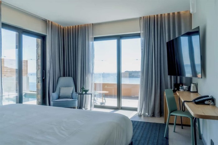 Cayo Exclusive Resort & Spa, Grčka — Suite  Grand Grand with 2 Private Pools & Outdoor Living Area – 1 level Sea View