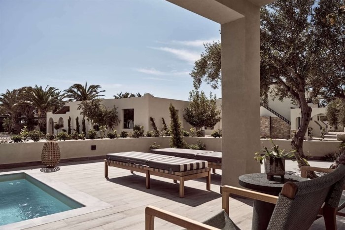 Numo Ierapetra Beach Resort Crete, Curio Collection by Hilton Adults Only (16+), Ierapetra, Grčka — Suite Individual Pool King Evergreen Absolute Garden View
