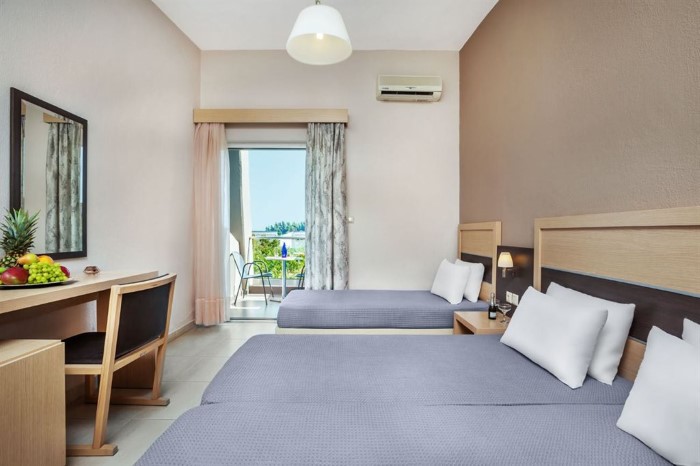 Iris Hotel, Siviri, Grčka — Triple Room Standard