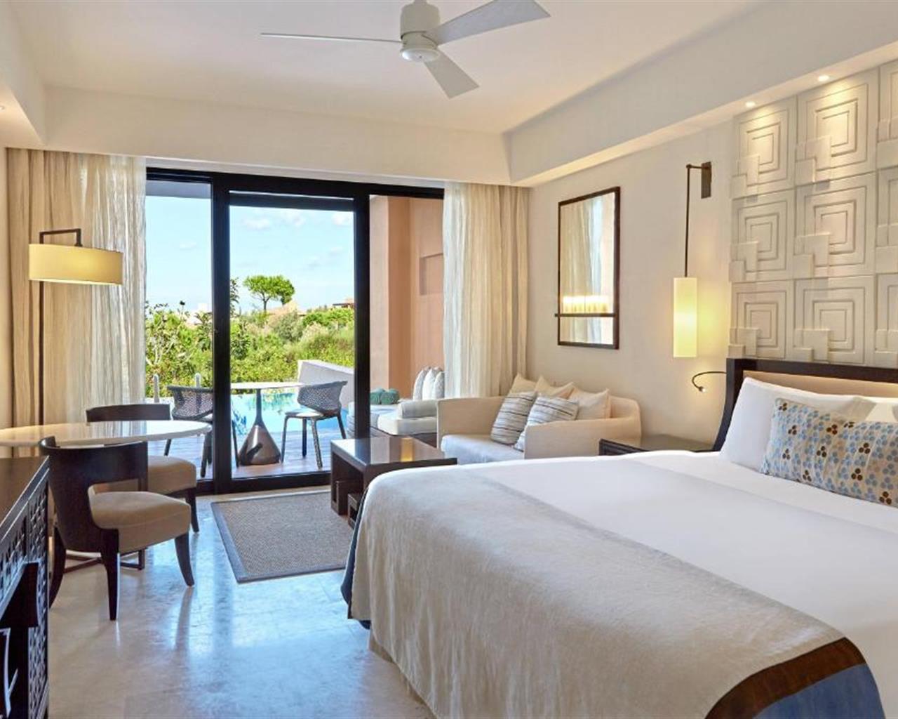 The Romanos Resort Costa Navarino, the Luxury Collection, Kosta Navarino, Grčka — Double Room Infinity Garden View