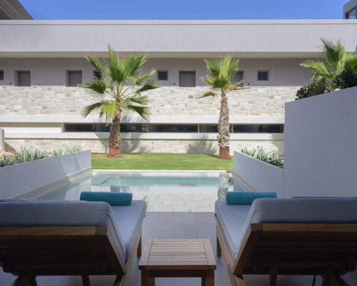 Castello Boutique Suites by the Sea Adults Only, Sisi, Grčka — Suite  Maisonette Individual Pool Rouge Gold