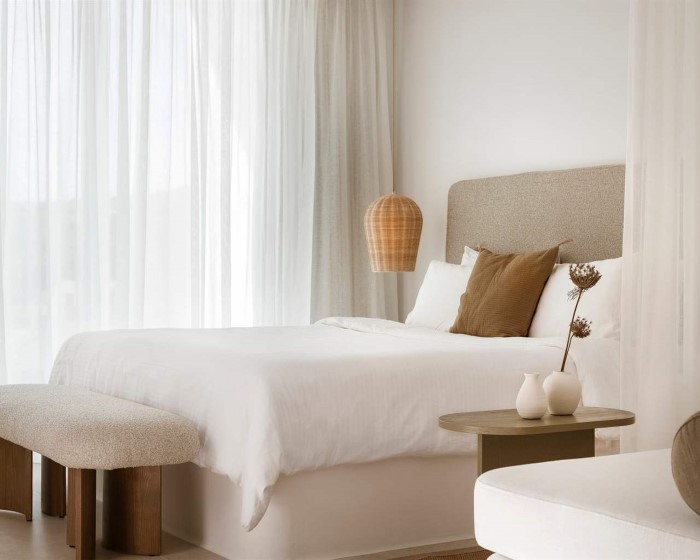 Mykonos Flow, Super Paradise, Grčka — Suite Superior Pool Sea View